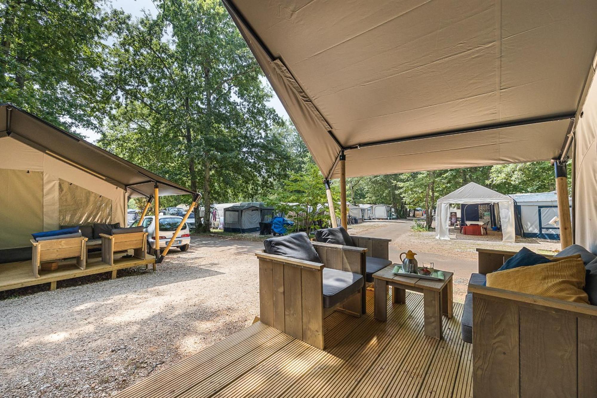 Easyatent Safari Tent Park * Umag